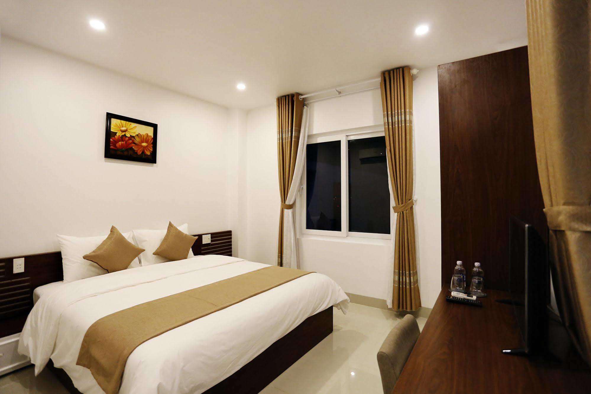 Moon&Sun Hotel Hué Extérieur photo