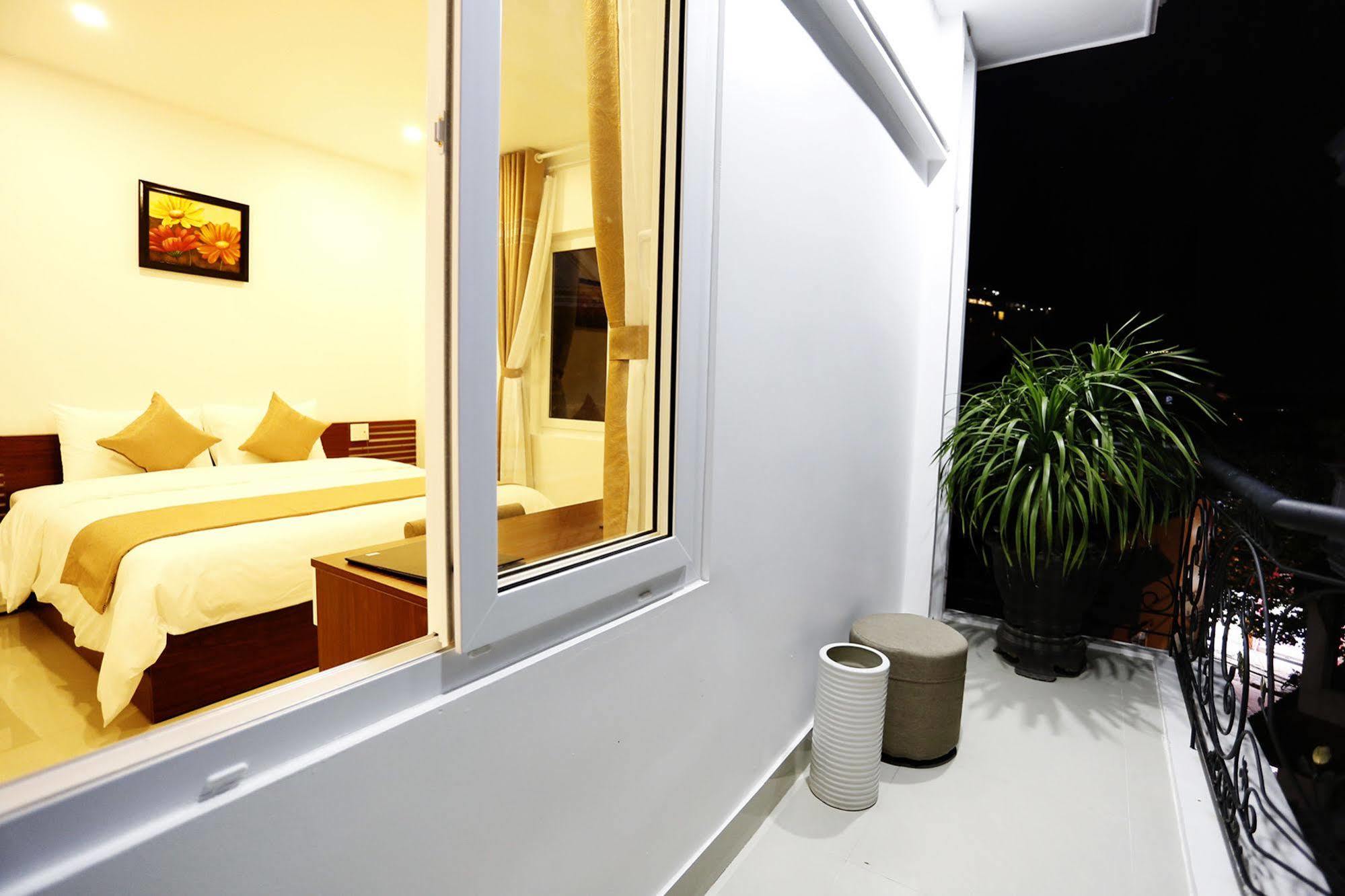 Moon&Sun Hotel Hué Extérieur photo